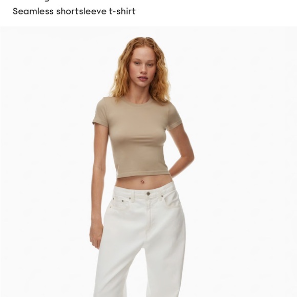 Sunday Best Seamless Willow Top - Picture 1 of 3